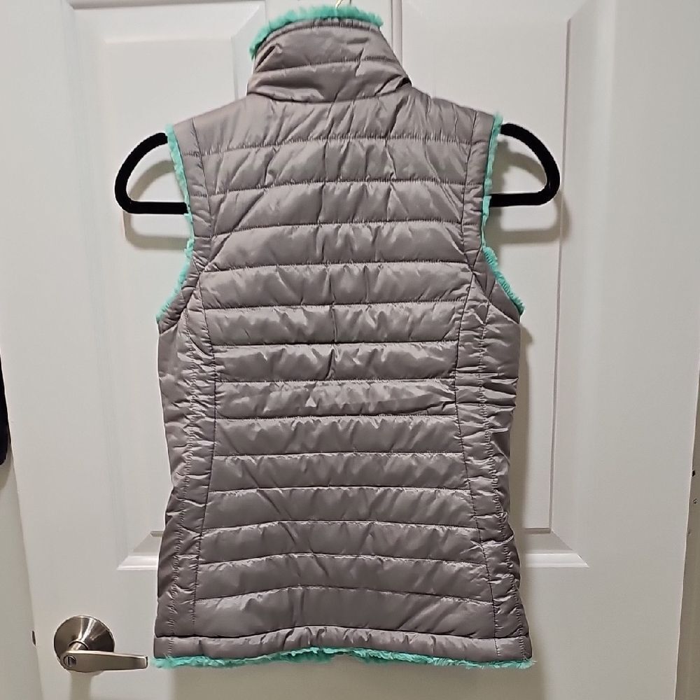 The North Face Gray and Mint Reversible Vest - Picture 3 of 4